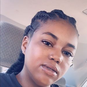 Meet your Posher, Jasmine